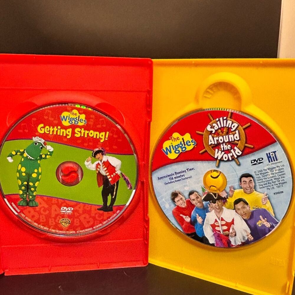 DVD The Wiggles lot (2) ~ Sailing Around the World & Getting Strong kids music